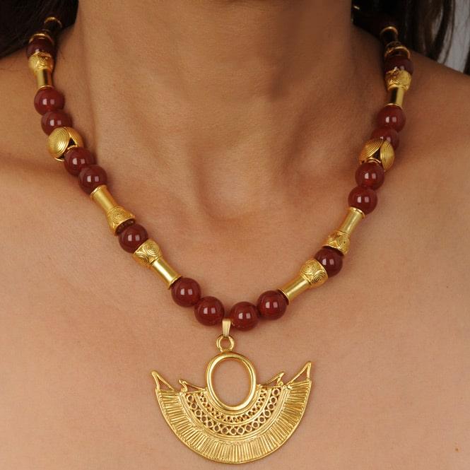 Collar Semipreciosa Cornalina 10mm y Dije Nariguera Alada de Filigrana Sinú