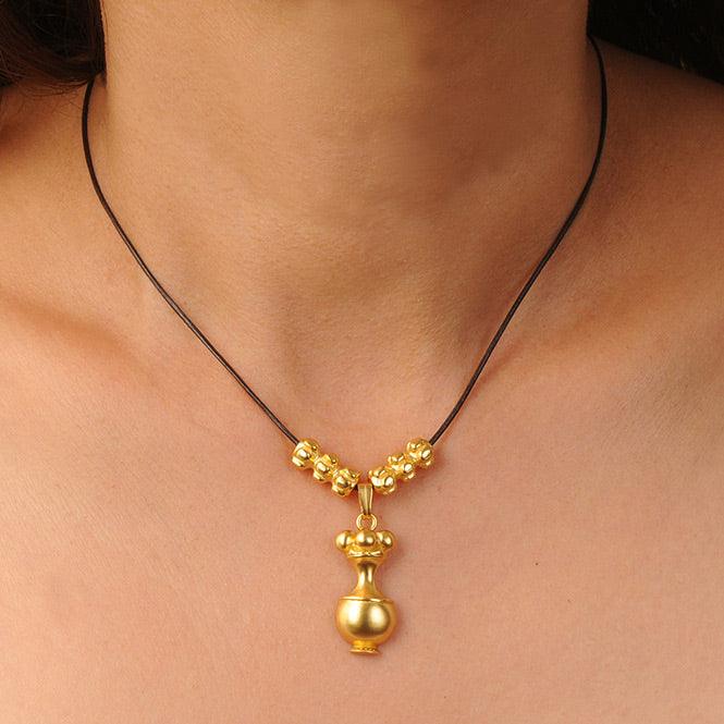 Collar Cuero Café y Dije Mediano Poporo Quimbaya