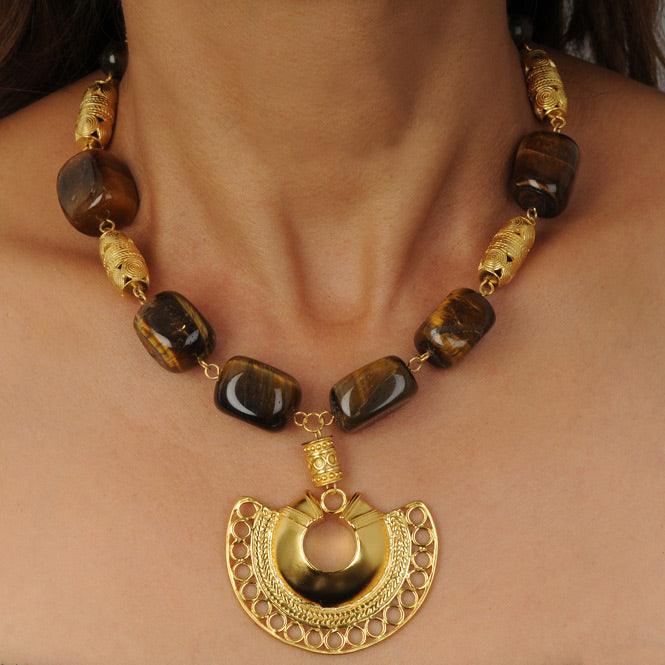 Collar Piedra Semipreciosa Ojo de Tigre y Dije Nariguera Semilunar Tairona