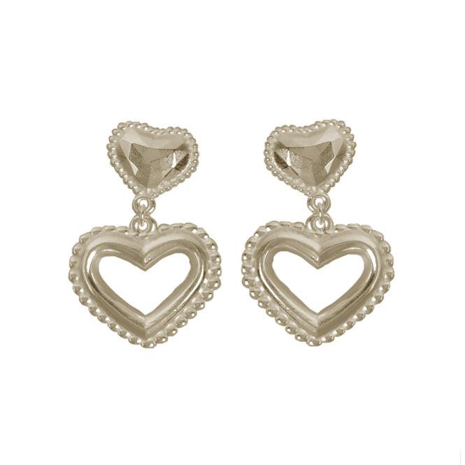 Arete Dos Corazones Resilientes