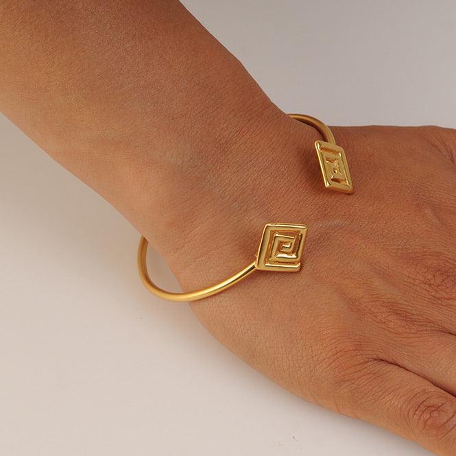 Pulsera de Aro Decoración Típica Calima